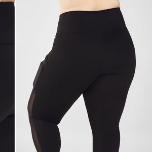 Fabletics Mila high-waisted pocket legging
